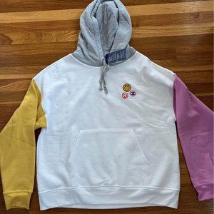 New with tag Champion Off-Color Hoodie Size Large